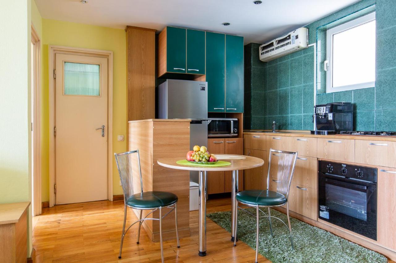 Cozy Apartment Bukarest Kültér fotó