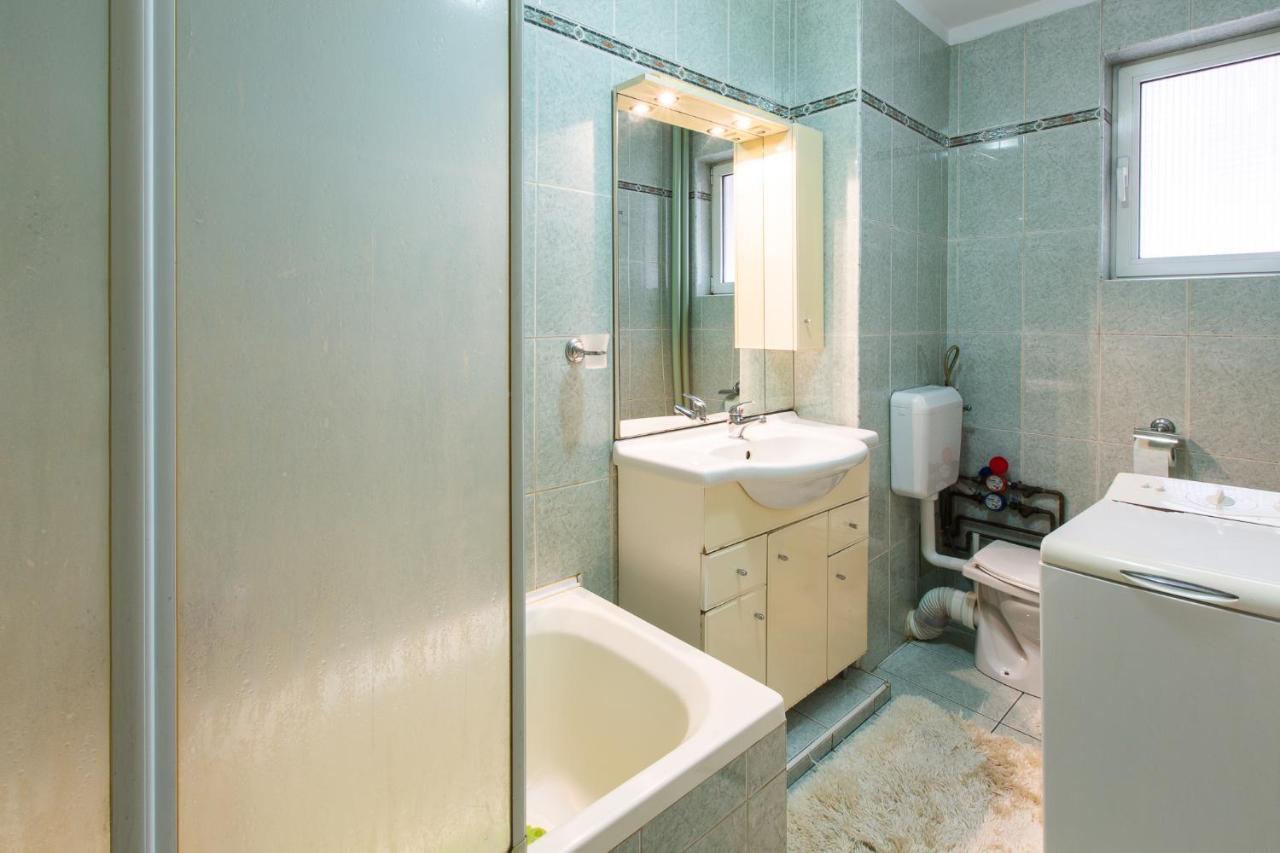 Cozy Apartment Bukarest Kültér fotó